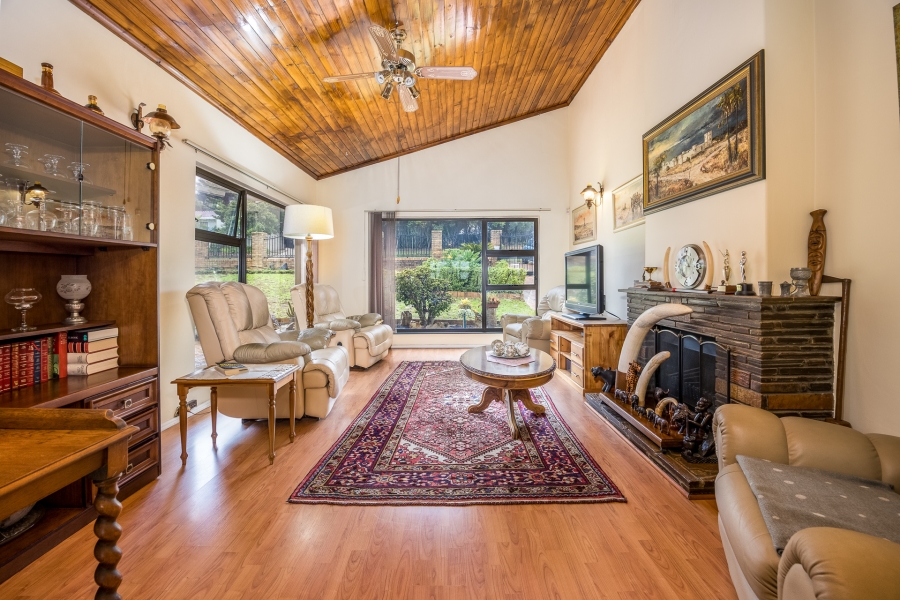 4 Bedroom Property for Sale in Kenridge Western Cape